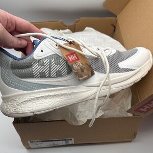 [NIB] Helly Hansen Sneakers - Men's 10